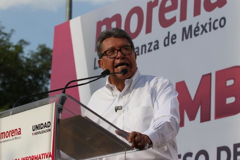 Ricardo Monreal en su primer acto de campana oficial en el Monumento a la Madre durante el proceso interno de las 'corcholatas' de Morena.