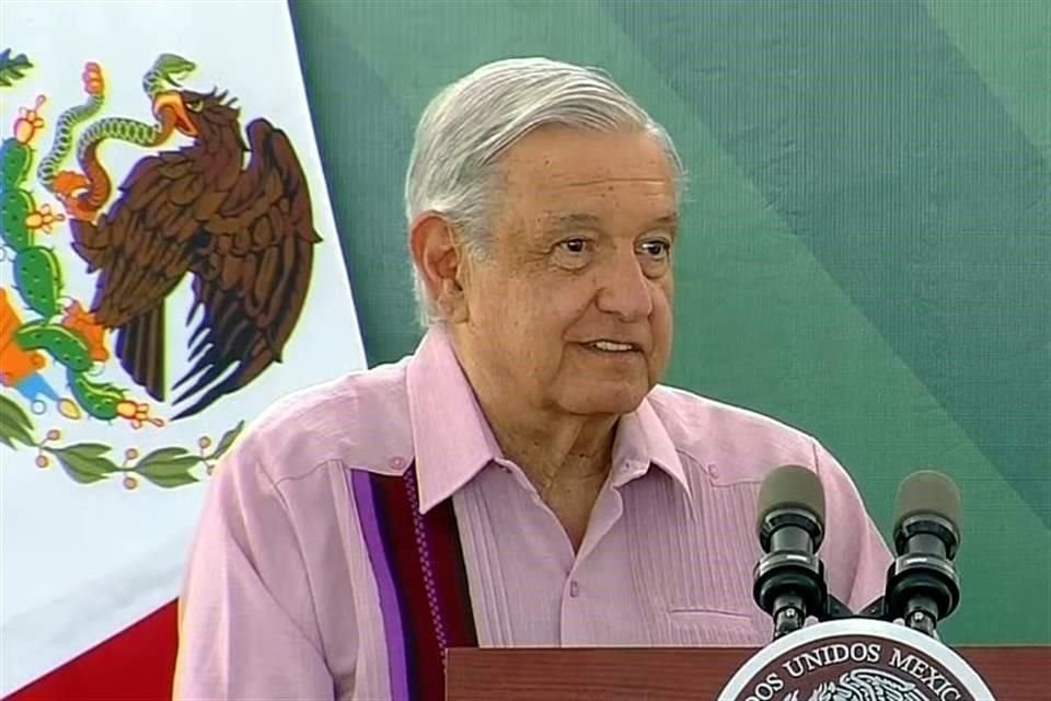 López Obrador en conferencia.