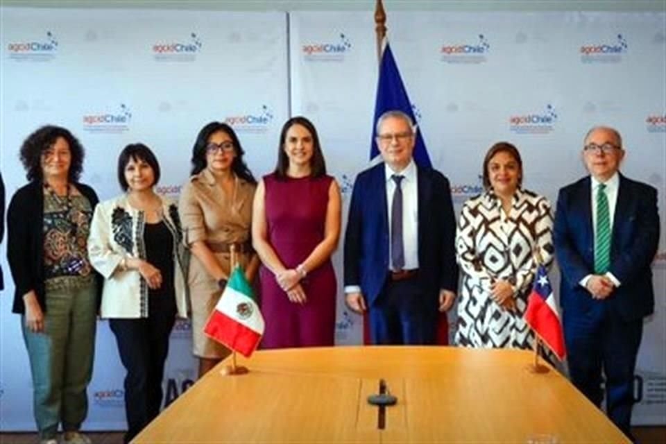 México y Chile, a través de las Agencias de Cooperación Internacional para el Desarrollo, acordaron destinar un millón de dólares para la reconstrucción de Acapulco, Guerrero.