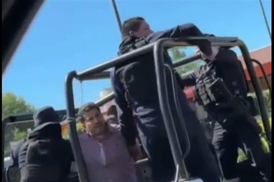 El legislador federal documentaba una supuesta extorsión en Uruapan cuando fue detenido por agentes de la Policía Estatal.