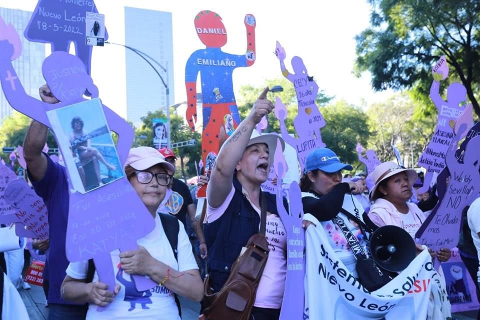 En contraste con años anteriores, esta movilización se llevó a cabo con menor asistencia, y sin enfrentamientos con la Policía.<br><br>