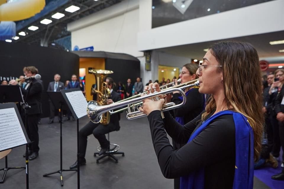 La Orquesta Juvenil de la Unión Europea.