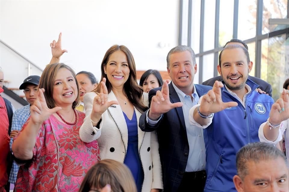 El pasado viernes, la aspirante presidencial Xóchitl Gálvez acompañó a Libia García y al panismo al registro de la coalición PAN-PRI-PRD al Gobierno de Guanajuato.