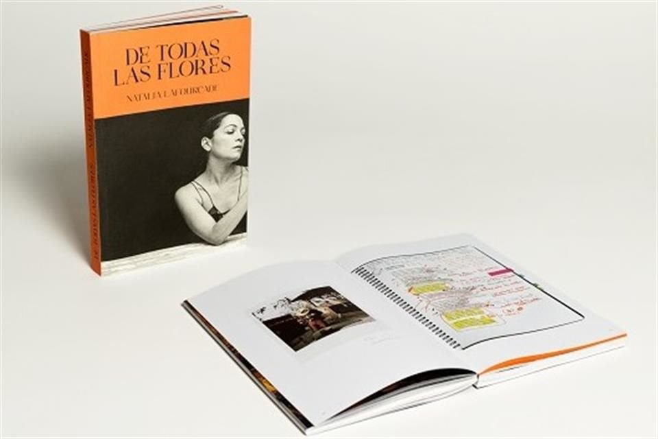 Natalia Lafourcade presenta en la FIL de Guadalajara un libro que es mucho más que un diario musical y fotográfico.