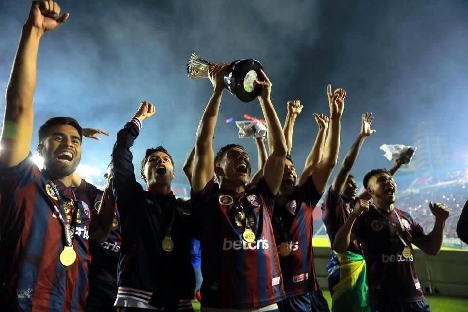 Atlante consiguió su primer título de Expansión al golear 3-0 al Tampico Madero en el Estadio Ciudad de los Deportes en el Apertura 2021.