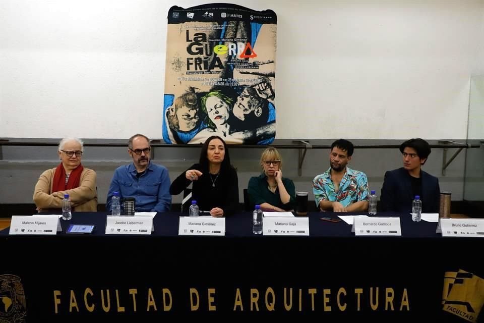 'La Guerra Fría' se presentará en el teatro Estefanía Chávez, antes Carlos Lazo, de la Facultad de Arquitectura de la UNAM, del 30 de noviembre al 24 de febrero.