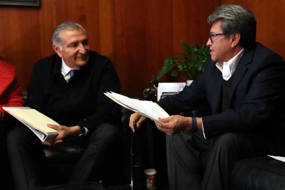 Senadores de Oposición pidieron investigar y aclarar acusaciones por presunta corrupción entre líderes de Morena en Senado y en San Lázaro.