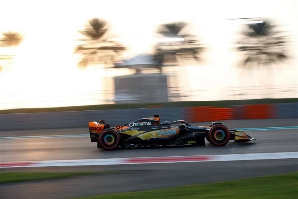 Se Lucen Pato Oward Y Checo Pérez En Ensayos Finales 