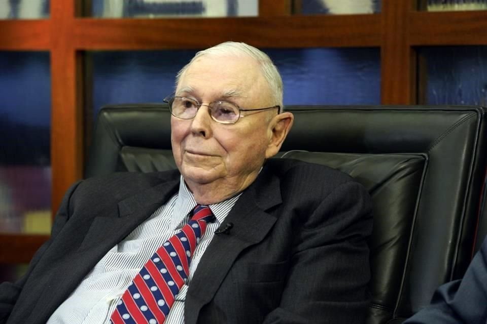 Charlie Munger, vicepresidente de Berkshire Hathaway, ayudó a su amigo Warren Buffett a crecer sus inversiones.