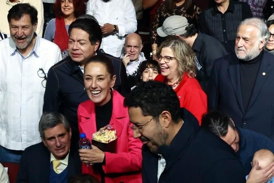 La aspirante presidencial morenista, Claudia Sheinbaum, durante la presentación de un documental sobre su vida