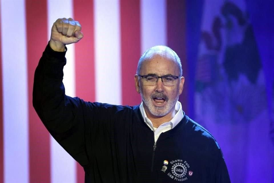 Shawn Fain, presidente del sindicato United Auto Workers (UAW).