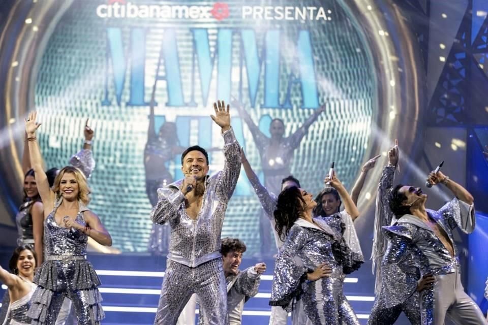 La obra 'Mamma Mia' se está presentando en el Teatro Insurgentes.