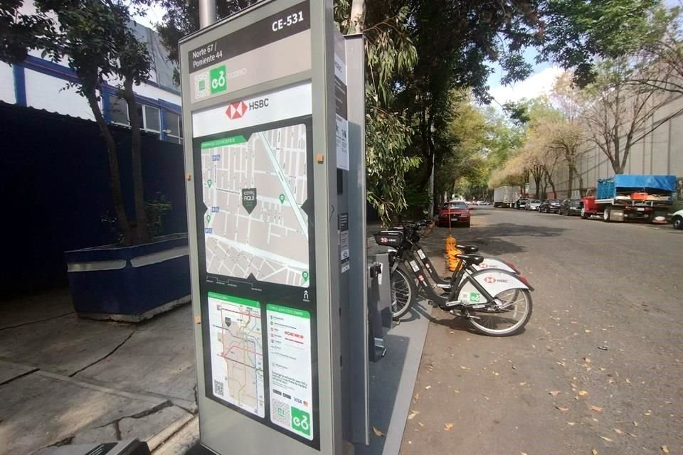 'Por la expedición de permisos por un año, para contratar y colocar anuncios publicitarios de tipo identificativo en bicicletas del Sistema de Transporte Individual en Bicicleta Pública, el prestador del servicio deberá pagar por bicicleta: 194 pesos', estableció. 