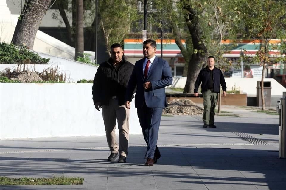 Luis Enrique Orozco, Gobernador Interino designado por el Congreso local.