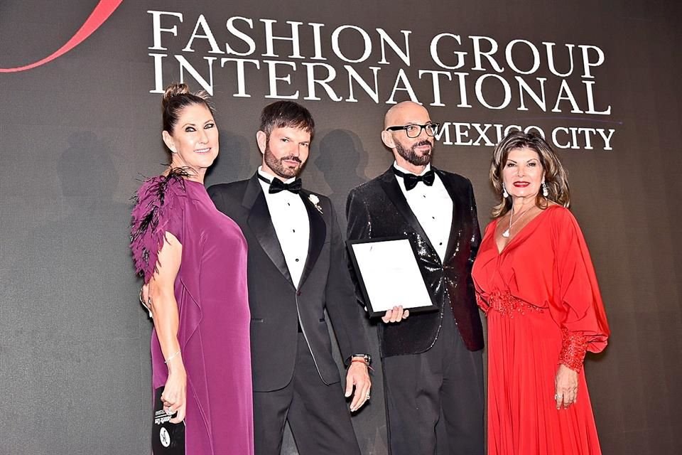 Re conocimientos - Relatos de un Maniquí La Estrella Fashion Group 2023
