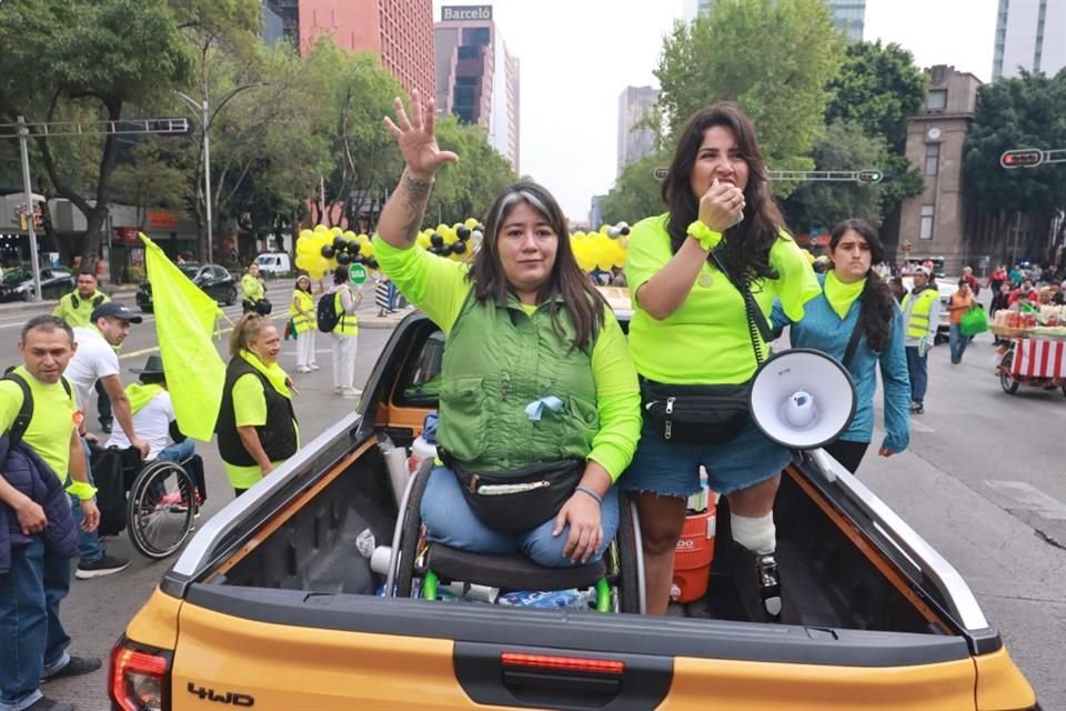 'Las personas con discapacidad merecemos ser tratados con dignidad y como cualquier otra persona', dijeron.