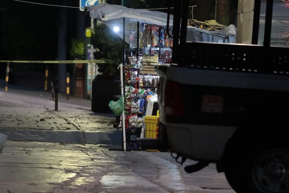 La víctima fue atacada durante la madrugada mientras se hallaba en un puesto de dulces, sobre Calle Durango, entre Salamanca y Cozumel.