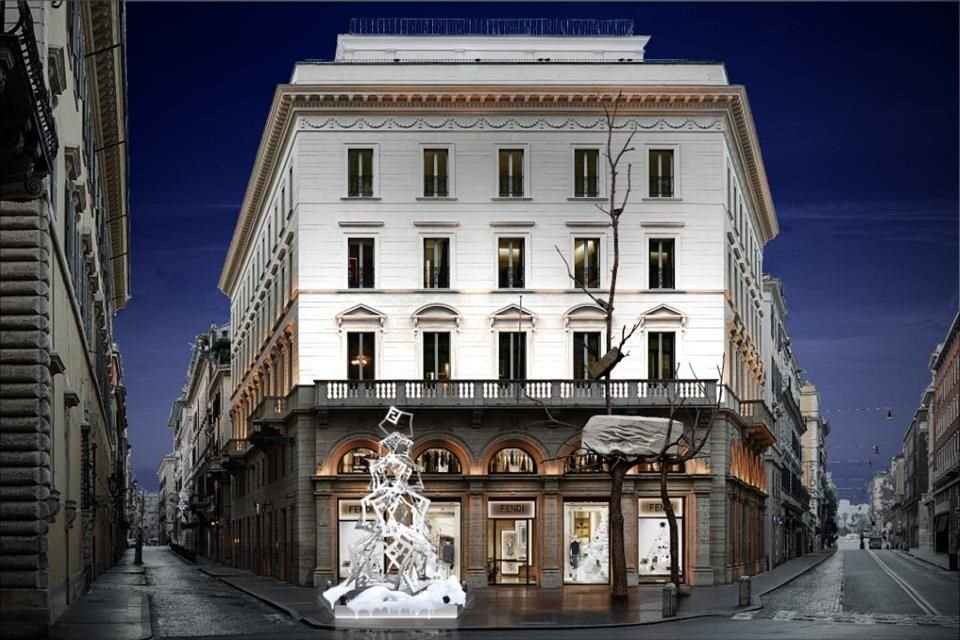 El Palazzo de FENDI en roma brilla más que nunca con las esculturas de estrellas luminosas,