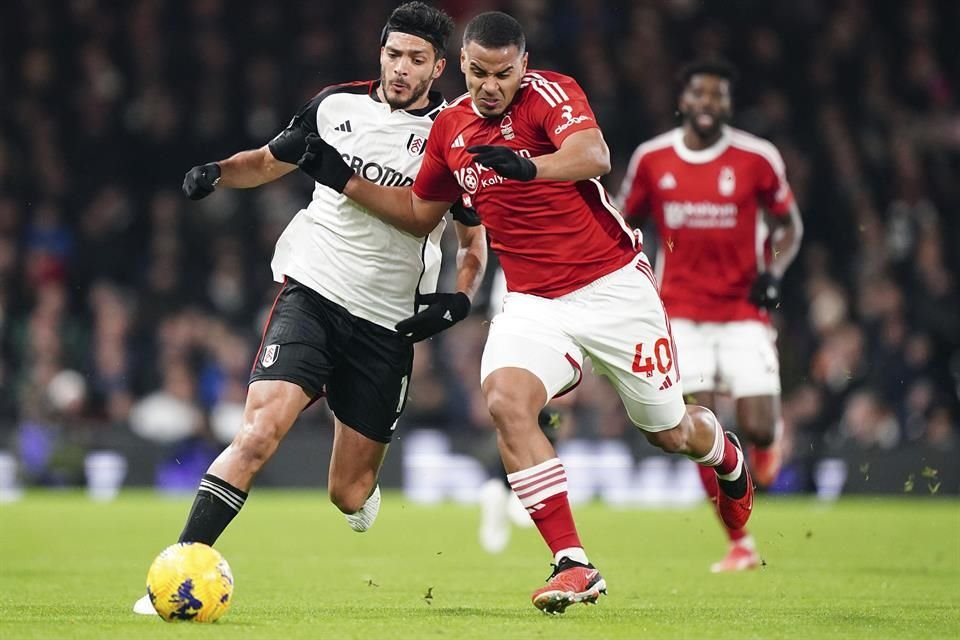 Es el primer doblete de Raúl con el Fulham.