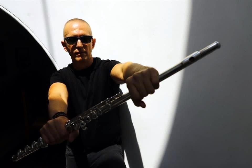 El flautista Alejandro Escuer lidera la iniciativa del Maratón de Música Contemporánea.