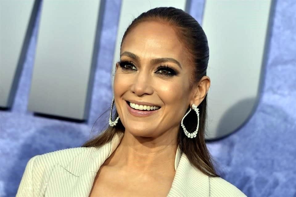 Jennifer Lopez también está trabajando con Ben Affleck en la producción de una película.