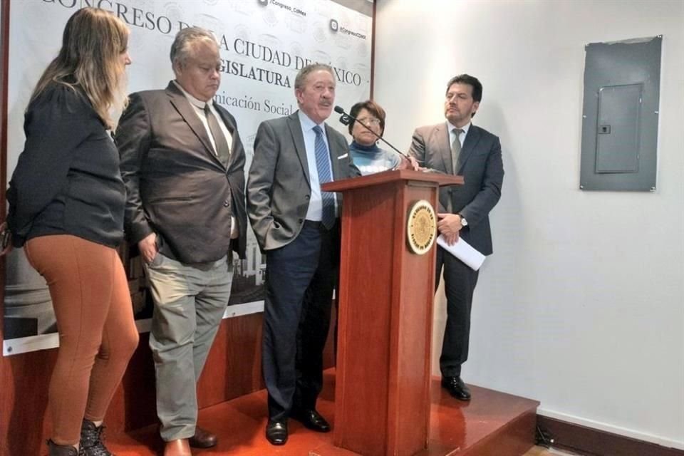 El Grupo Parlamentario de Morena celebró que se retiraran los documentos de planeación, PGOT y PGD.