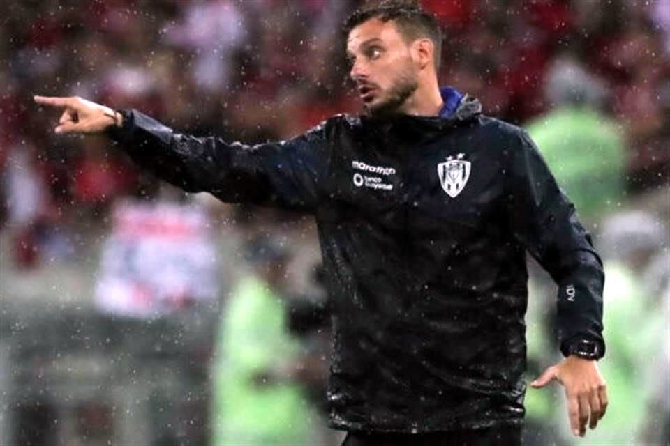 Martín Anselmi no ha sido oficializado como técnico de Cruz Azul, pero ha mandado a La Noria sus estrategias para los entrenamientos del equipo celeste.