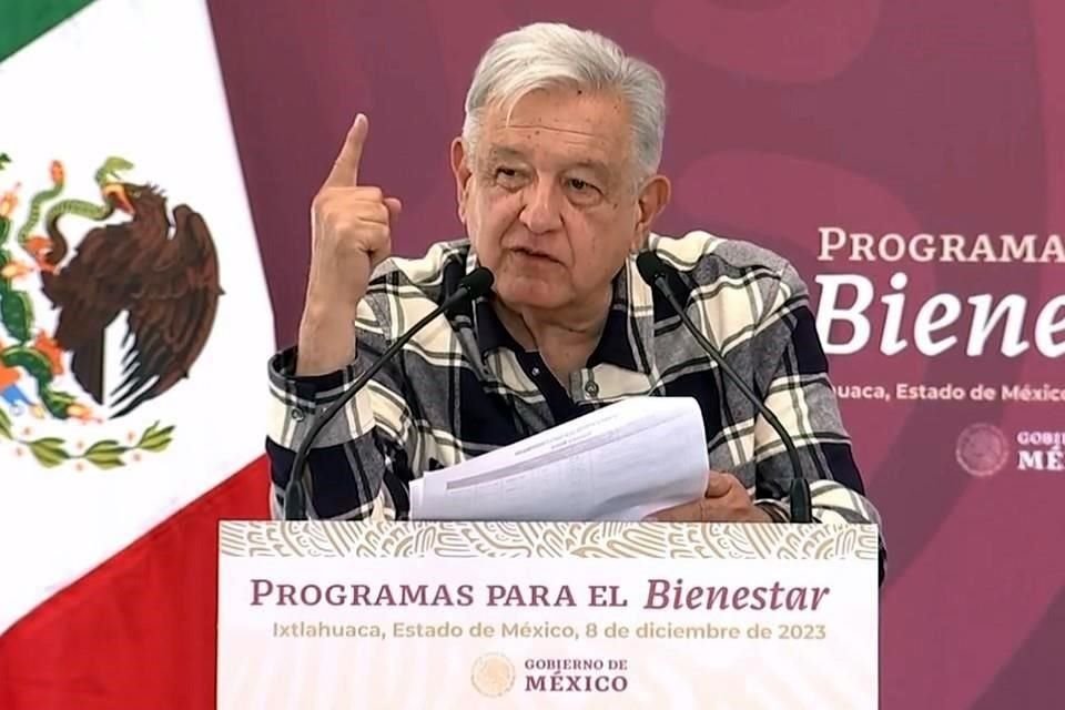 El Presidente López Obrador encabezó un acto de Programas para el Bienestar en el Municipio de Ixtlahuaca, Estado de México.