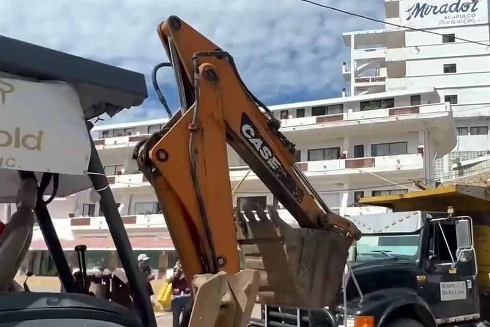 El fenómeno meteorológico afectó al Hotel El Mirador, desde donde se pueden apreciar los clavados en el peñasco de 35 metros de altura.