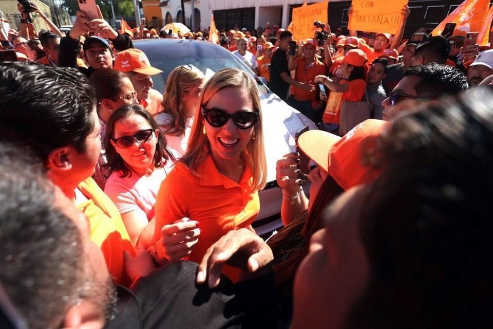 Mariana Rodríguez se registró como aspirante a la precandidatura de Movimiento Ciudadano a la Alcaldía de Monterrey.