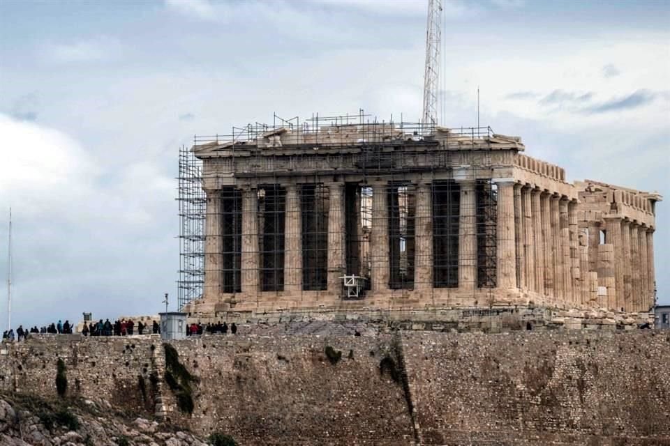 La semana laboral de seis días en Grecia comenzó a funcionar a principios de julio.