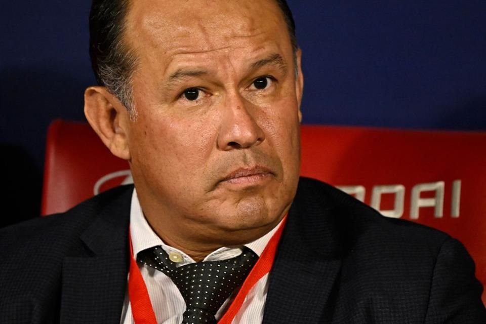 Juan Reynoso deja a Perú en el último lugar de la Eliminatoria 2026.