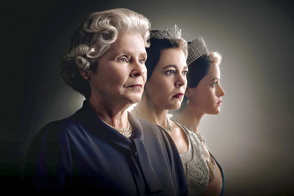Imelda Staunton, Olivia Colman y Claire Foy interpretaron a la Reina Isabel en diversos momentos de la serie.