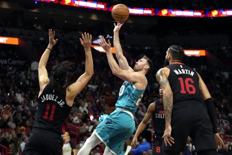Jaime Jáquez Jr. coqueteó con el récord de asistencias para un mexicano en un juego de NBA.