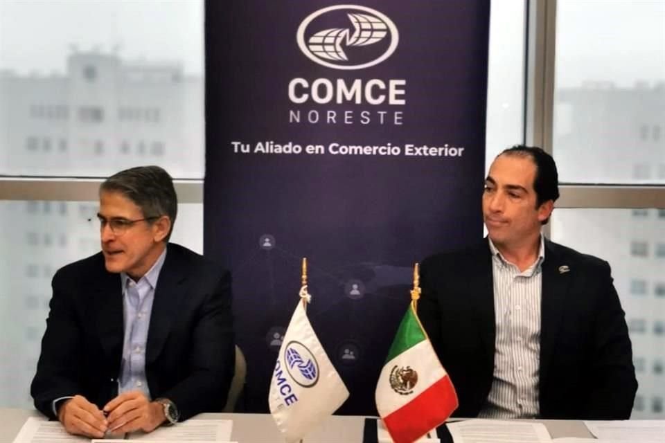 Andrés Franco Zaldívar (Der.), director del Comce Noreste, dijo que el convenio lo firmarán durante el Foro Regional de Comercio Exterior 2024, que se llevará a cabo el 16 y 17 de mayo en la Ciudad.