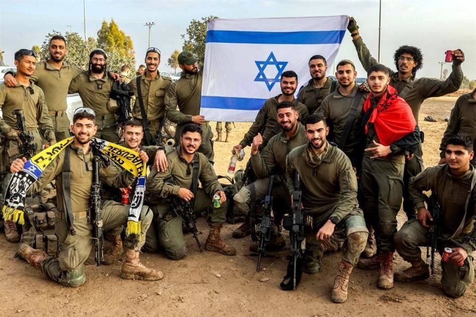 El Ejército israelí reconoció haber matado a tres rehenes secuestrados por Hamas al ser identificarlos por error como una 'amenaza'.