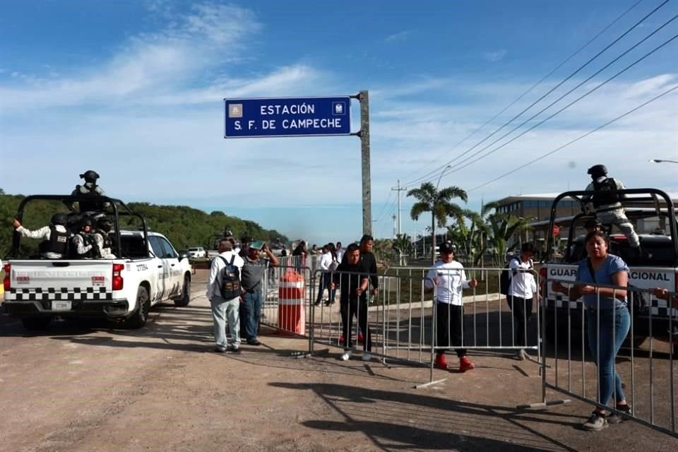 Aspectos de las afueras de la estación San Francisco de Campeche.