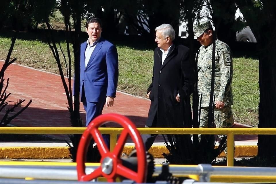 El Presidente Andrés Manuel López Obrador y el Gobernador Samuel García recorrieron la zona de El Cuchillo 2.