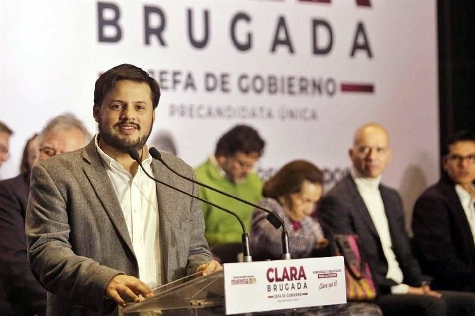 El presidente de Morena en la CDMX, Sebastián Ramírez, fue nombrado coordinador de campaña de la aspirante a la Jefatura, Clara Brugada.