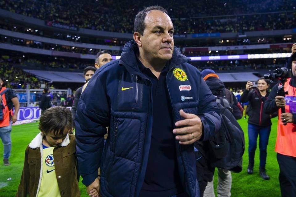 Cuauhtémoc Blanco le dejó un recadito a Nahuel Guzmán.