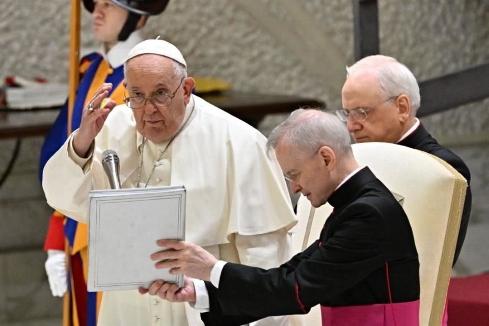 La declaración se produce seis semanas después de la conclusión del Sínodo para el futuro de la Iglesia católica.