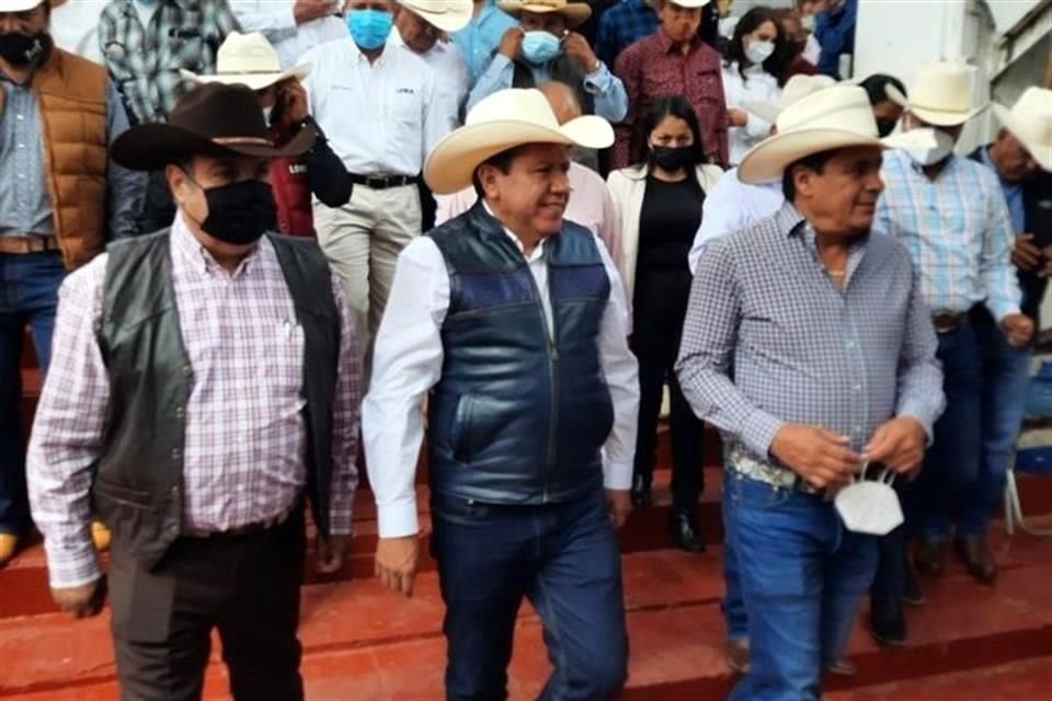 El líder ganadero de Zacatecas, Cuahtémoc Rayas Escobedo, fue ejecutado esta mañana en la capital del estado.