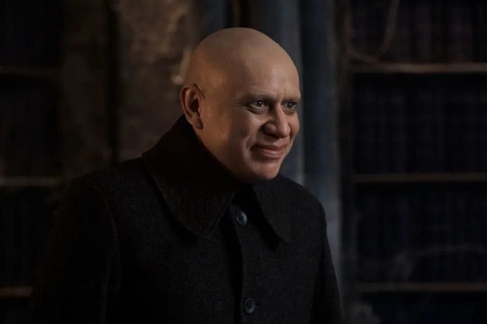 Con el Tío Lucas como protagonista, los creadores de la serie 'Merlina' buscan comenzar a expandir el universo de esta familia Adams.