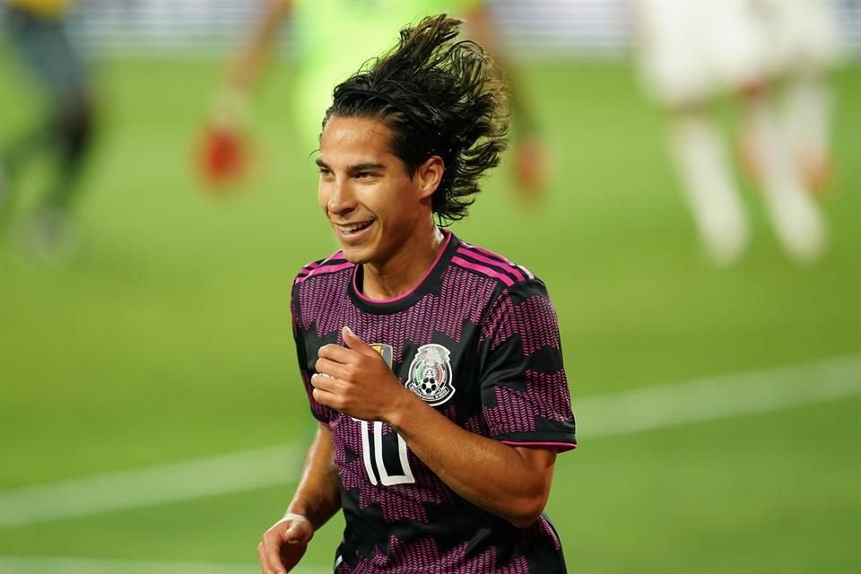 Diego Lainez fue el mejor jugador del cuadro tricolor.