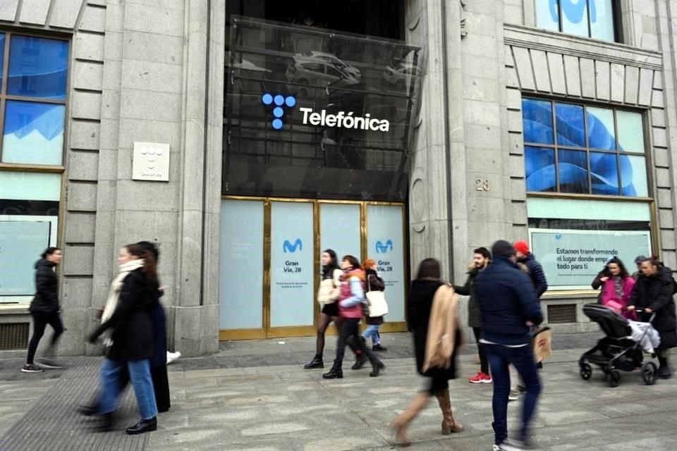 Los recortes de personal, anunciados durante una reunión entre la dirección y los sindicatos, afectarán a todas las áreas de actividad de la empresa en España.