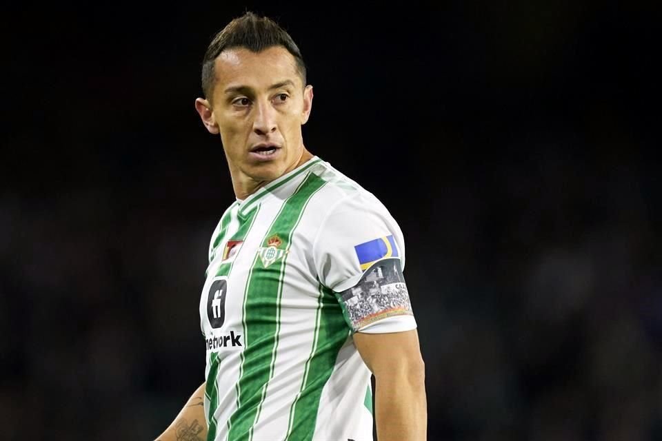 Guardado fue titular y salió de cambio para el segundo tiempio.