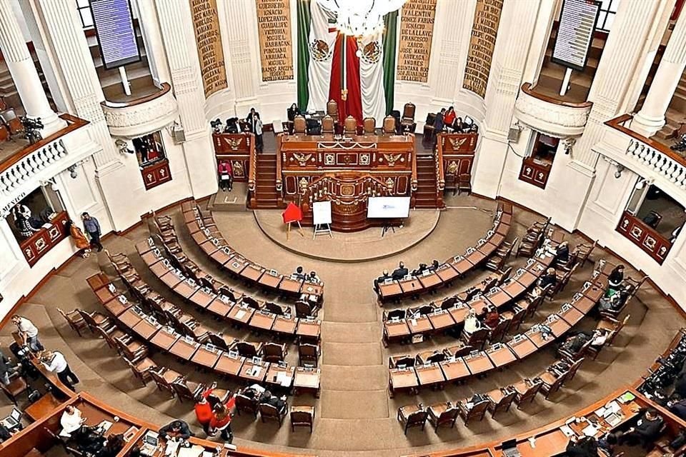 Diputados del Congreso de la Ciudad de México, y de todas las fuerzas parlamentarias, han llegado a no registrar ni una sola asistencia durante un mes de trabajo.