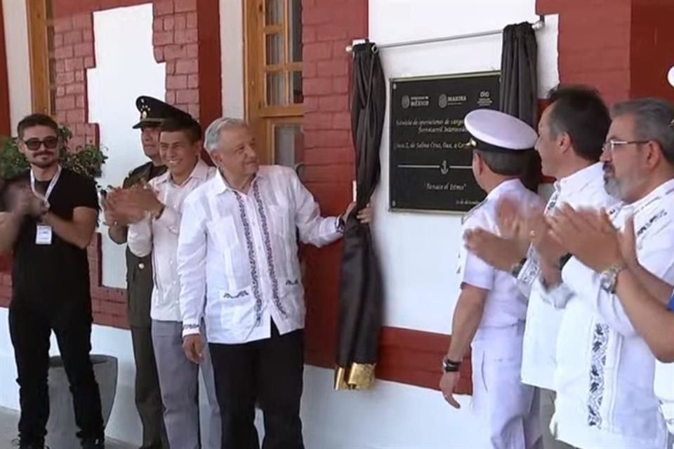 AMLO inauguró la Línea Z del Tren Interoceánico.