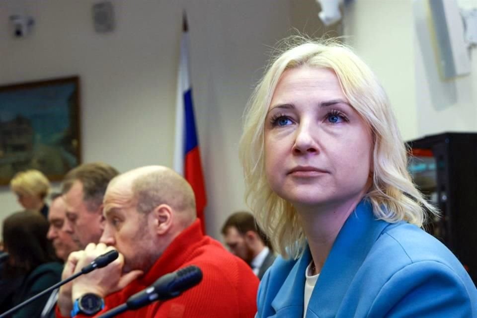 La Comisión Electoral Central de Rusia rechazó una solicitud de Yekaterina Duntsova, candidata que pide la paz para presentarse a las elecciones presidenciales del próximo año.