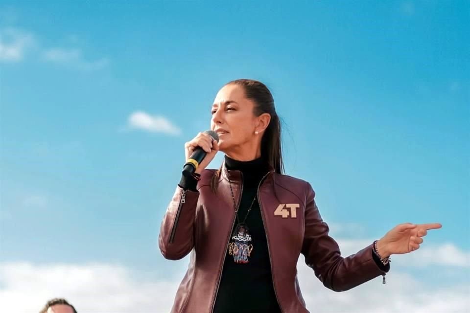 La aspirante reiteró que llevará a cabo el Plan C de López Obrador.